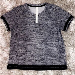 Lululemon top